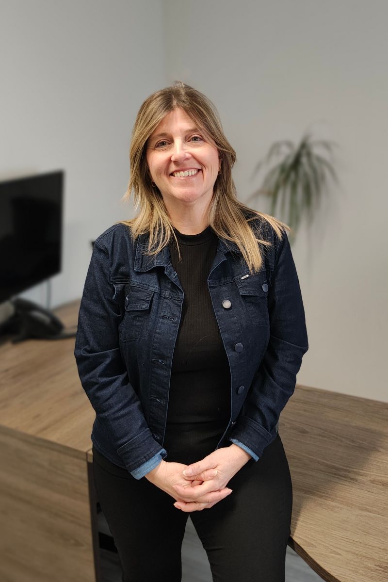 Portrait de ..., agente de ...